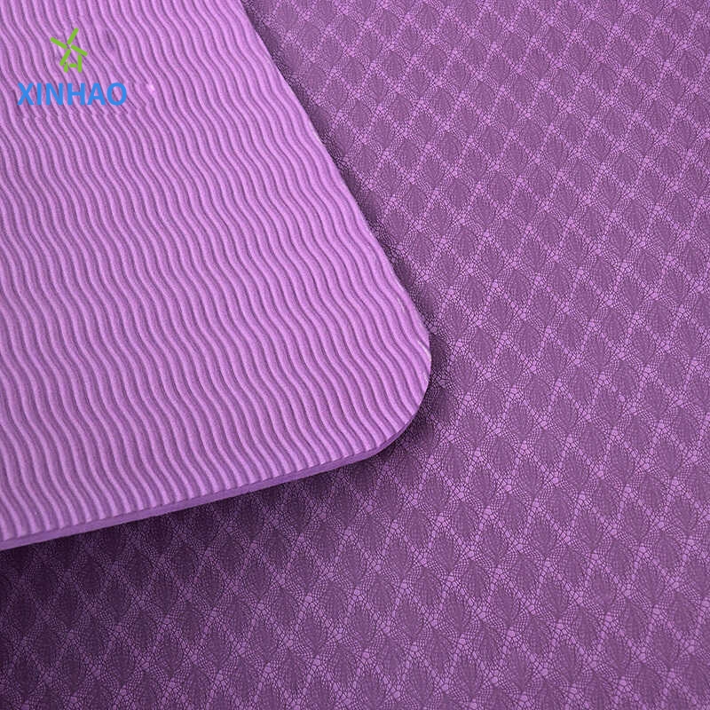 Velkoobchodní tloušťka podložky jógy (4/6/8mm) Fitness Mat Environmentálně Nepříslá jógová rohož s vysokou hustotou, vhodnou pro domácí jógu, cvičení, pilates.