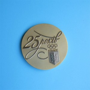 Custom Logo Award Medaile s páskou Ploted Gold Silver Bronz Cycling Running Marathon Metal Sports Medaile