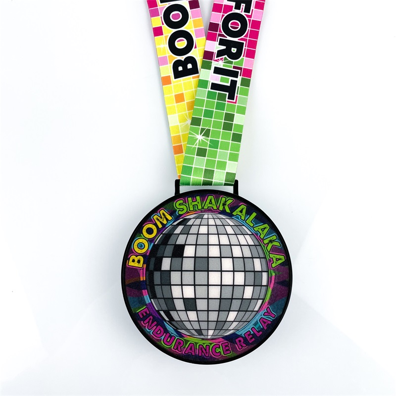 LED zářícínoční běh medailí design míče zábava běh medaile