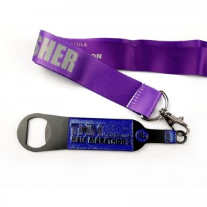 Kovová medaile s otvírákem láhvena vlastní kovovou zlatou medaili