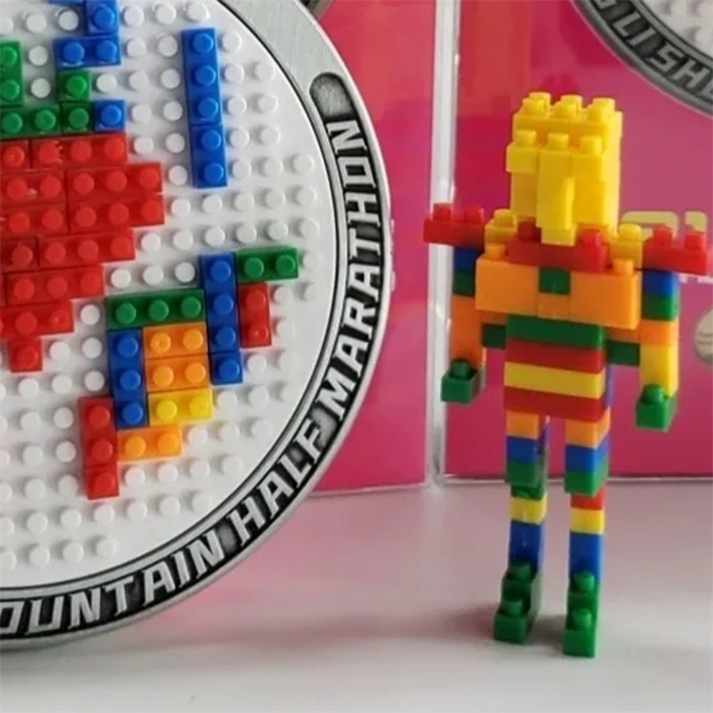 Ocenění medailenávrhy lego hrající medailon přívěsek