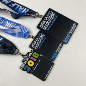 Sportovní medaile a stuhy uděluje medaili dřevěného dřeva