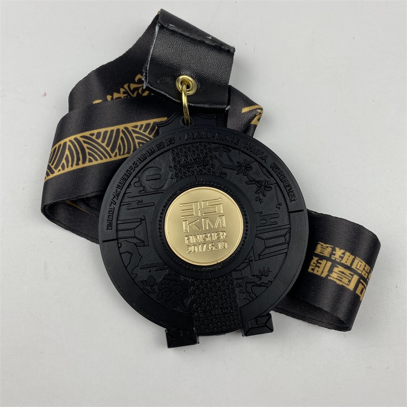 Továrnana globální umělecké dárky Přizpůsobené prázdné sportovní medaile Velkoobchodní mosazná medaile