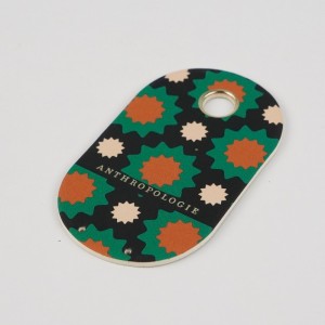 Vlastní módní design Logo Značka Značka Vysoce kvalitní zakázkové papírové značky s řetězcovým lanem pro oděvy přátelské k environmentům