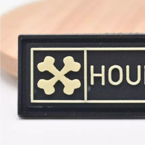 PVC šetrný k environmentálním měkkým silikonem přizpůsobenýmnáplastí ochranné známky