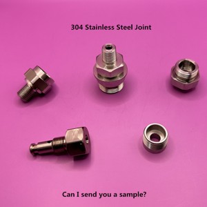 Kloub pro olej z automobilů