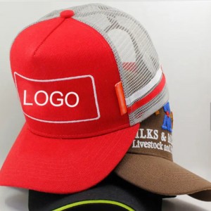 Vlastní 3D výšivka 5 panelů venku dveře baseballové sportovní čepice Trucker cap Hat