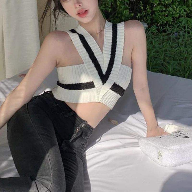 2023 Summer Sexy pruhovaný křížový křížový pletený vesta V vesta V-Neeck Handing Neck Women's Pleteted Short Top