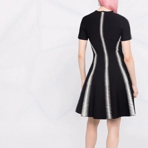 2022 Vlastní OEM&ODM Dámské svetr pletené luxusní ženy svetr