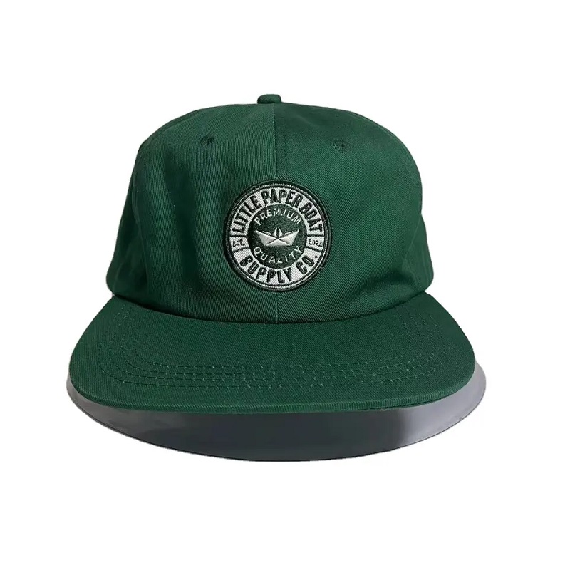 Vlastní bavlněná módní výšivkanestrukturovaná měkká 6 panelů plochý čepice Snapback Cap Hat