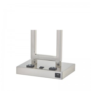 Stolní lampa Gatsby s kartáčovanýmniklem, dva vývody, přepínačna rocker/off a port USB