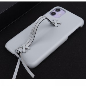 Nový Apple iPhone 15 Minimalist Prially Color Prial -Leather Phone pouzdro je vybaveno pouzdrem pro přenášení popruhu a 360 stupňů plného zabalení proti pádu a koliznímu telefonu