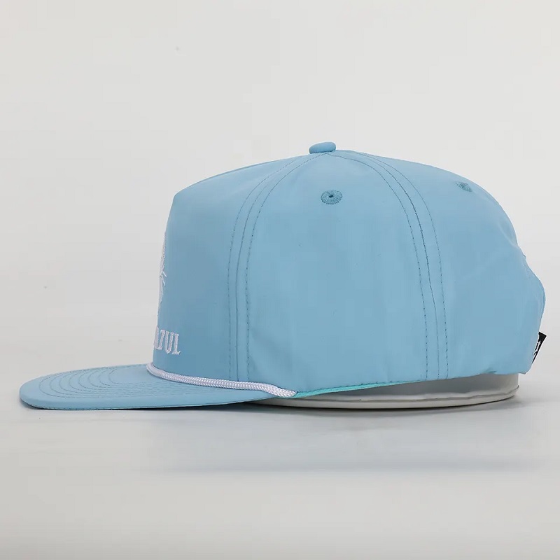 OEM Vlastní vysoce kvalitní 5 panelů Flat Bill Rychle suché výšivky Snapback CAP, klasickýnylonovýnestrukturovaný lanový klobouk