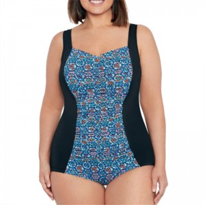 Ženy \\\\\\\\\\\\\\\\\\\\\\\\\\\\\\\\\\\\\\\\\\\\\\\\\\\\\\\\\\\\\'\'s One-Piece Plus velikosti plavky se vyskytují skromnou dívčínohou