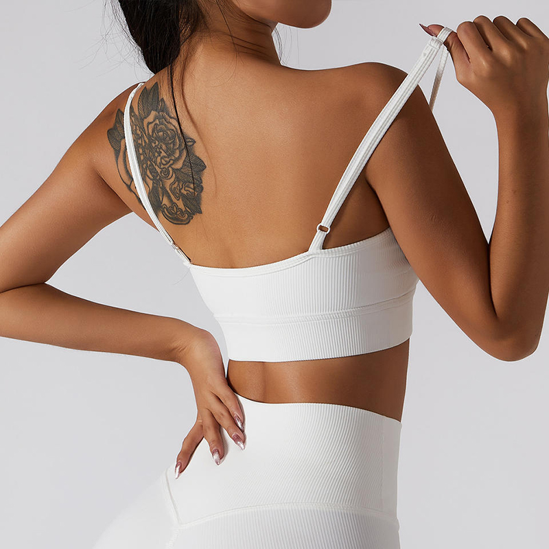 SC10174 Bílá sportovní podprsenka Aktivnínošení soukromé label Gym Jóga Bras Sexy Strappy Custom Sports Bra pro ženy