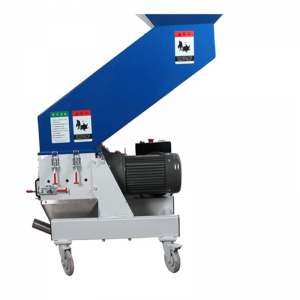 Stroj střední rychlosti