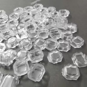 Produkty pro optické čočky