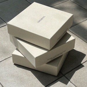 Klasická dárková krabičkana eleganci