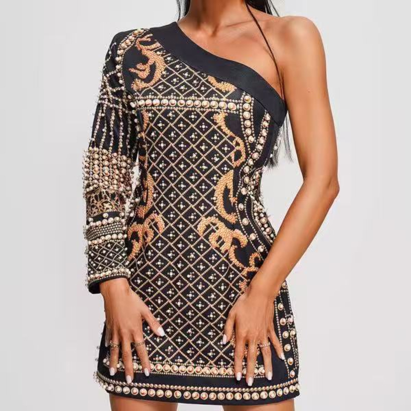 Letní žakopové pletené sklon dlouhého rukávu, korálkové štíhlé šaty