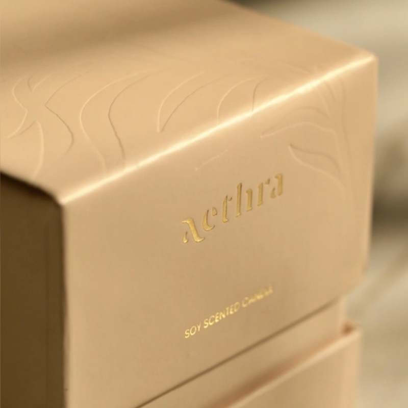 Botanická blažená magnetická dárková krabička