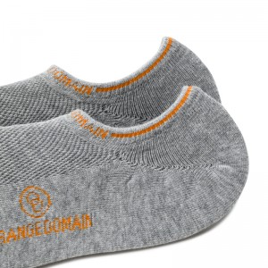 Čtyři roční období mužineviditelné ponožky