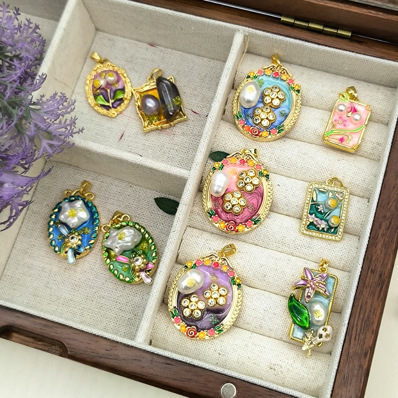 Přívěsek vintage oleje