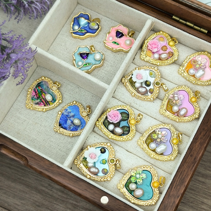 Přívěsek vintage oleje