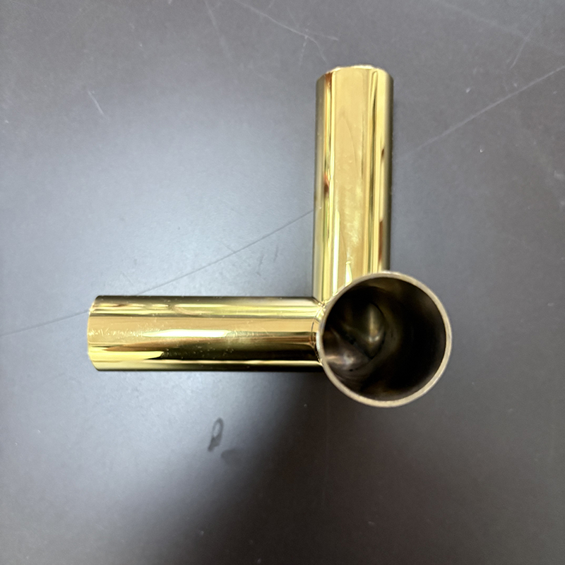 Zotye znerezové oceli Zlatá elektroplatovaná trojúhelníková tři-Ozdobana dutém stojanu