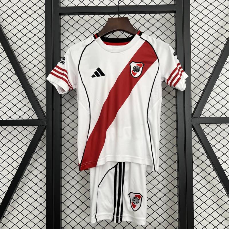 25/26 Kids River Plate Home Velikost: 16-28